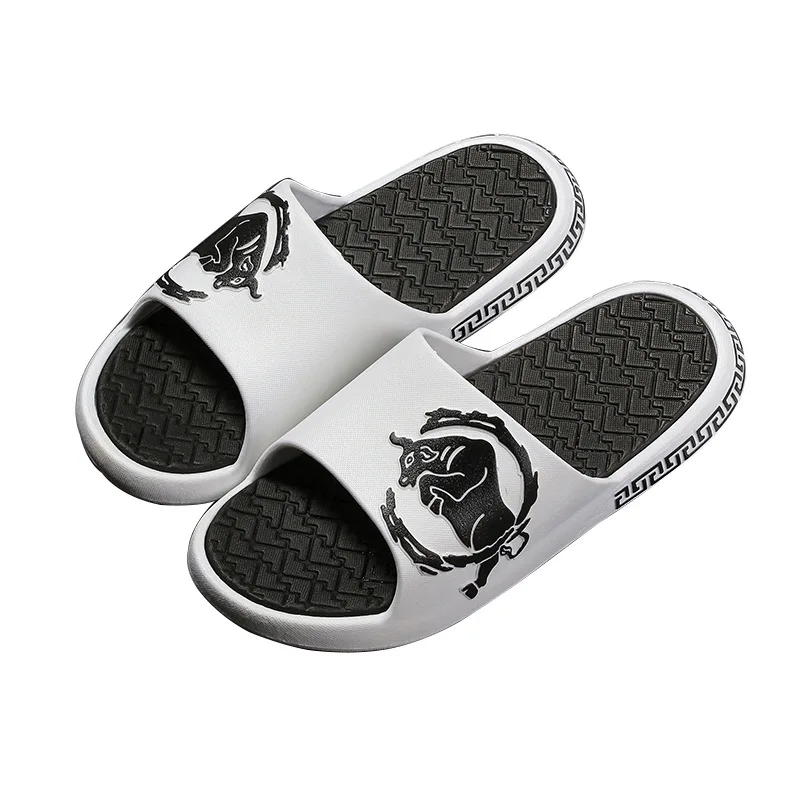 Summer new design slide slippers colorful Fashion outdoor PVC light slippers for men