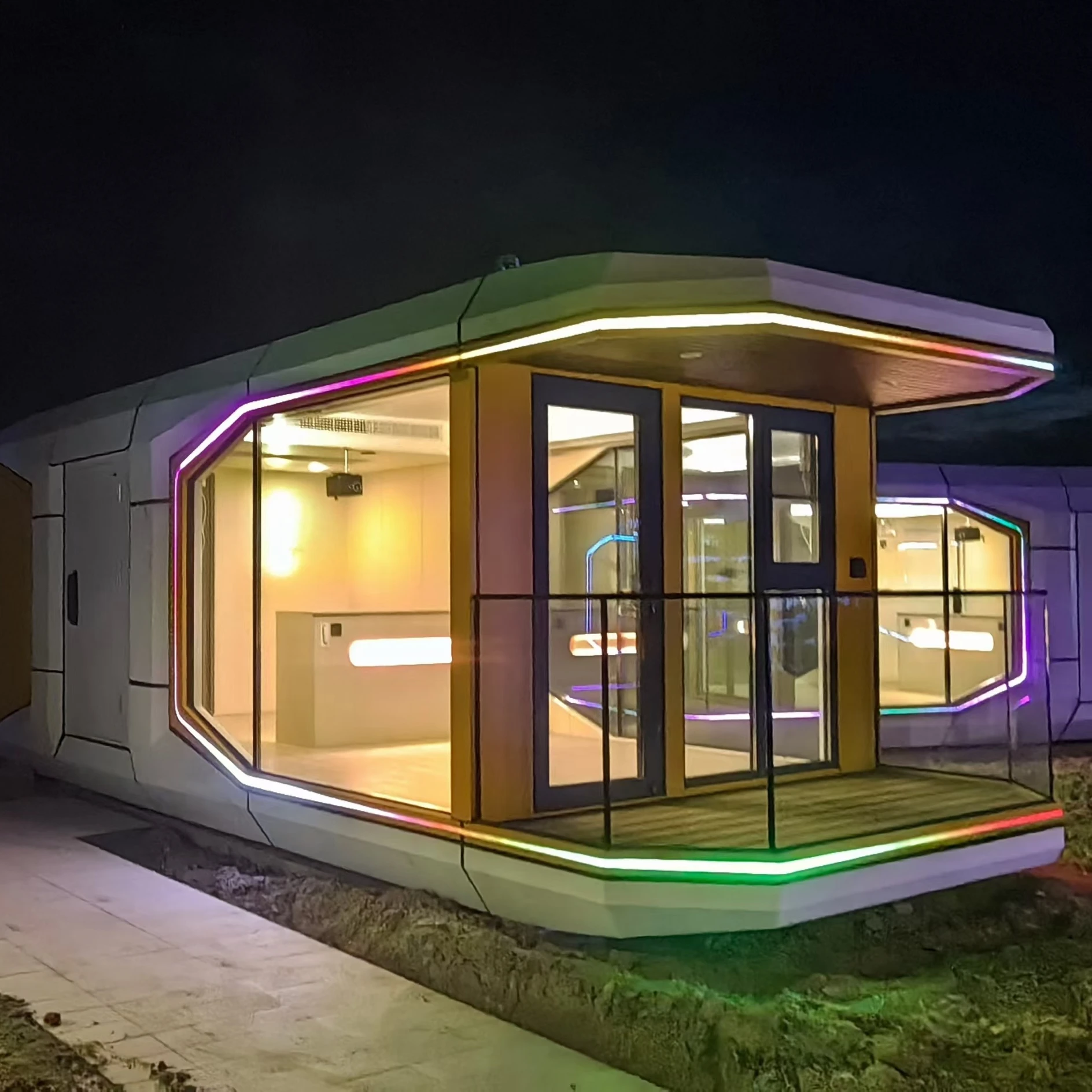 Prefabricated house space capsule Hotel Container Sleeping pod Modular outdoor mobile small house Capsule house