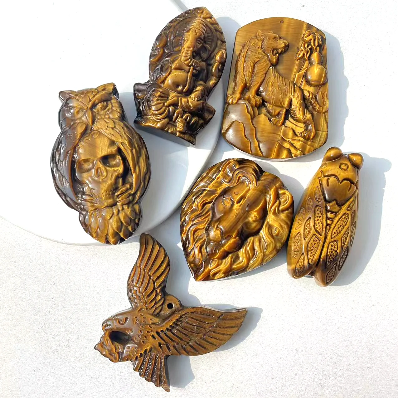 wholesale price hot sale crystals carved stone crafts natural tiger eye quartz cicada owl with skulls carving for sale