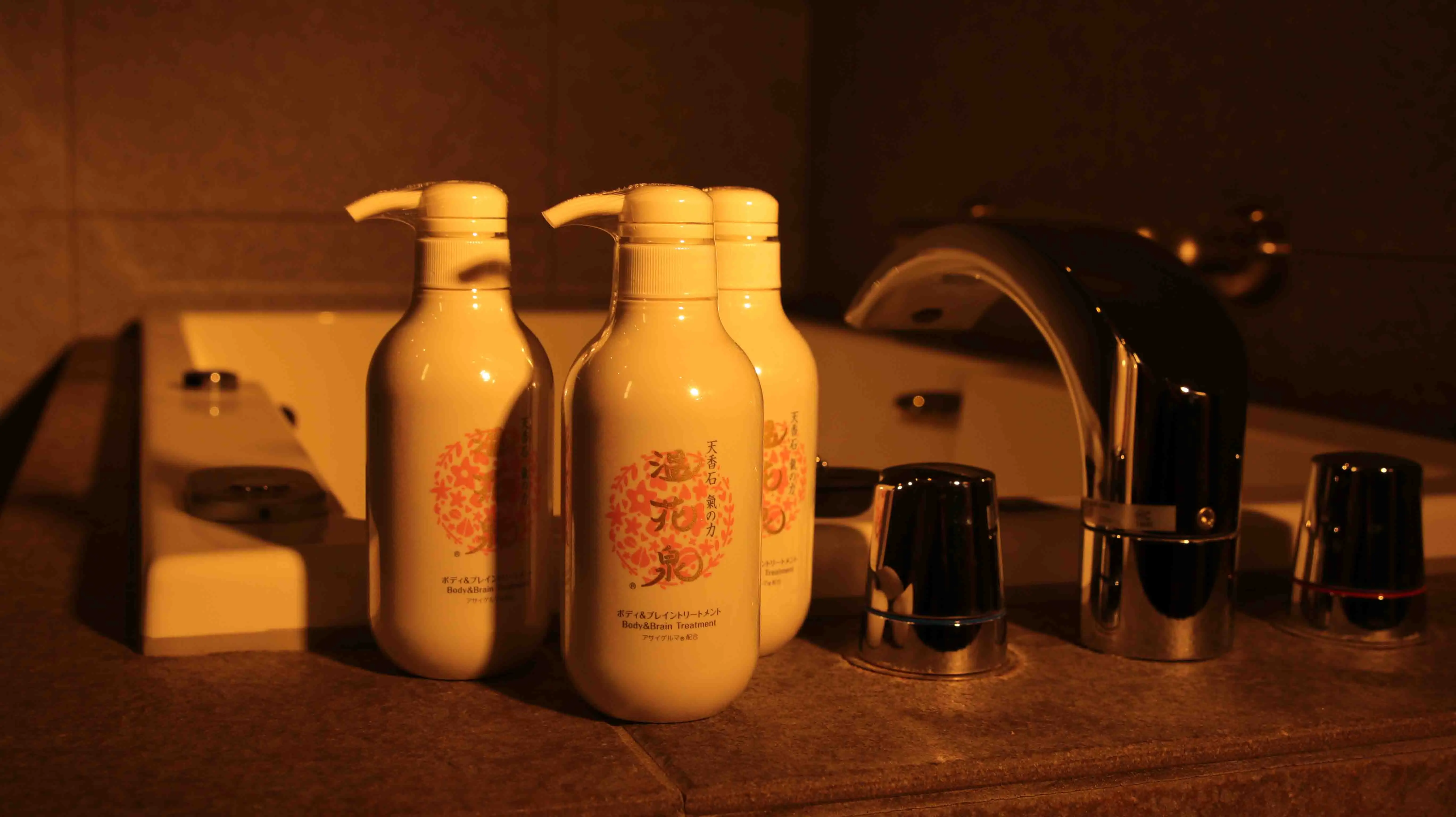 Bottle Bulk Shampoo Shower Gel To Improve Blood And Lymph Circulation