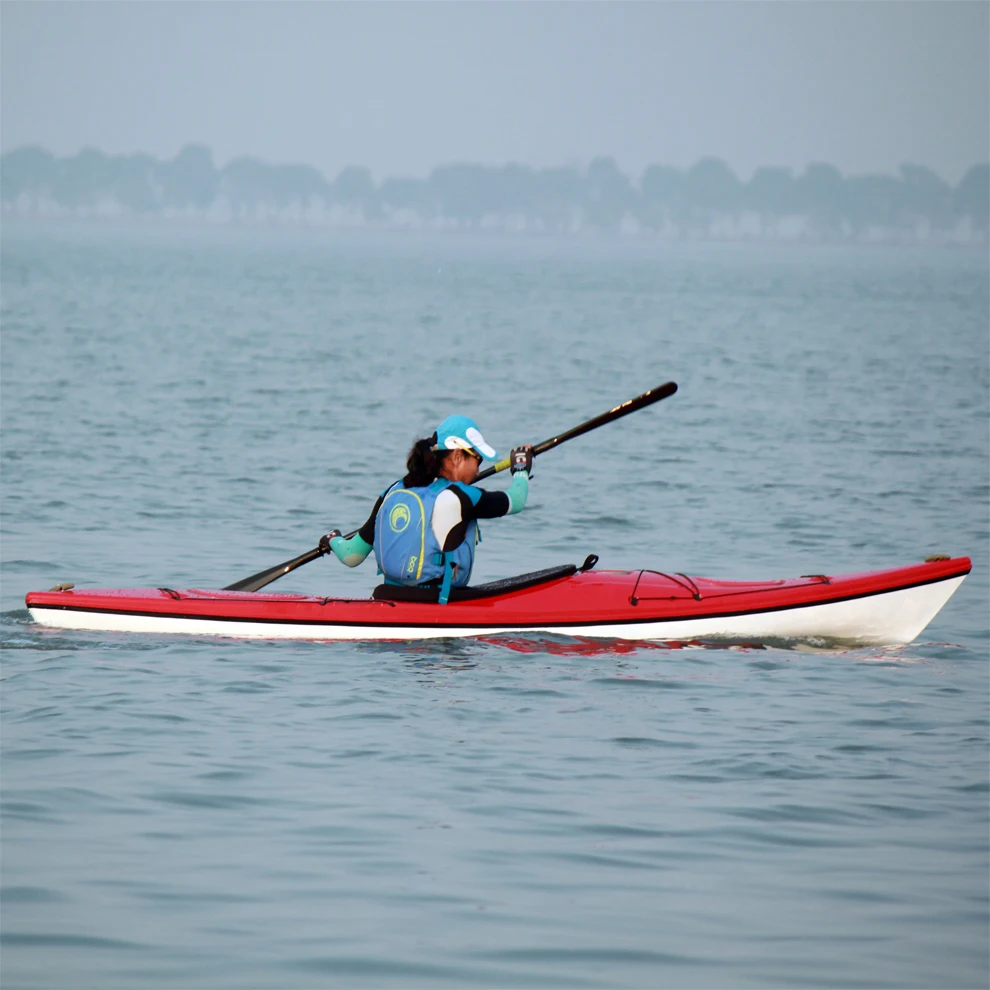 Factory Supply Attractive Price Kajak Wholesale Sea Canoe Kayak Touring Kayak Rowing Boats Kayaks for Sale