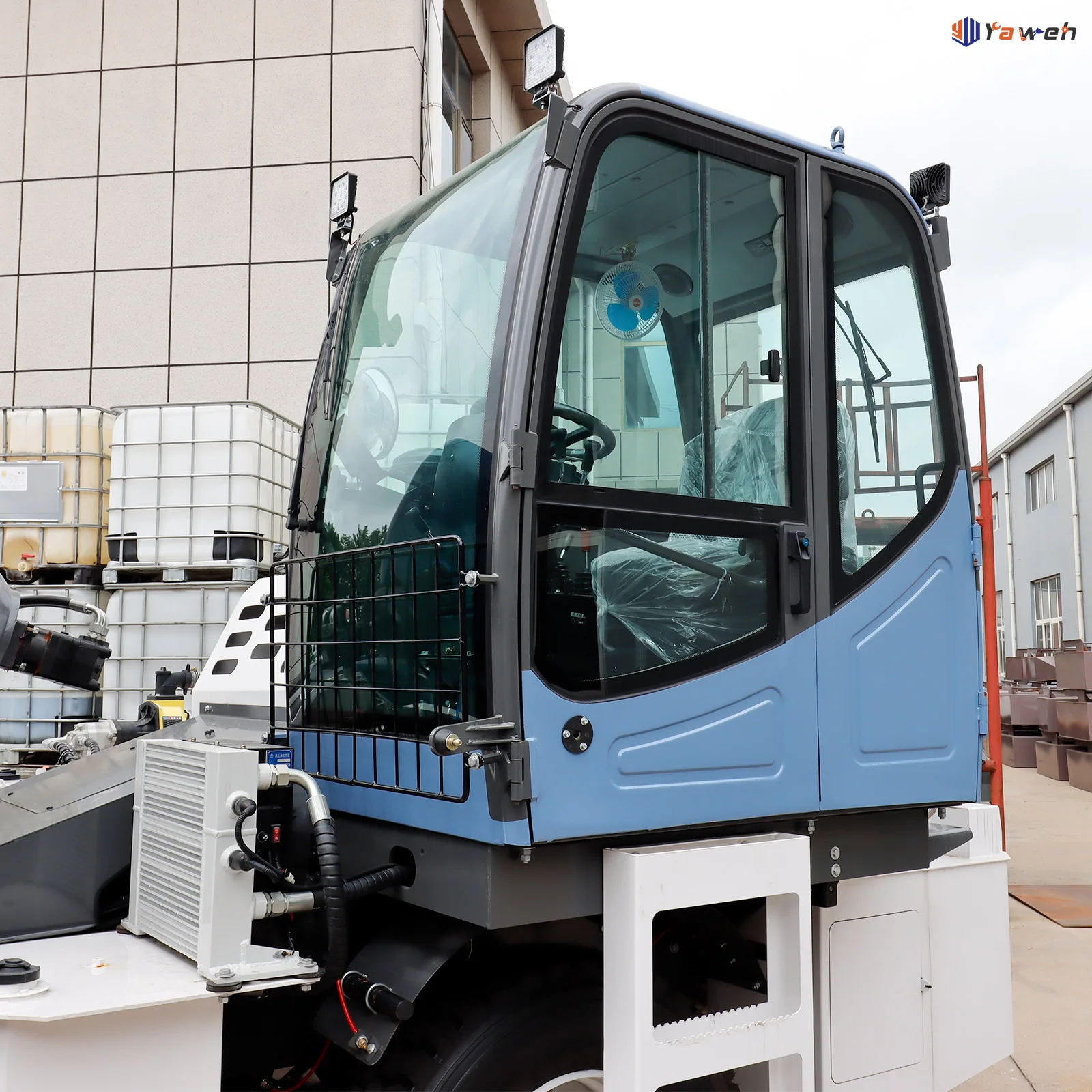 Fiori Ajax Eagle Japan1200l 5.5 M3 Self Loading Concrete Mixer Truck Electric Self-loading-concrete-mixer-truck in Ghana Price