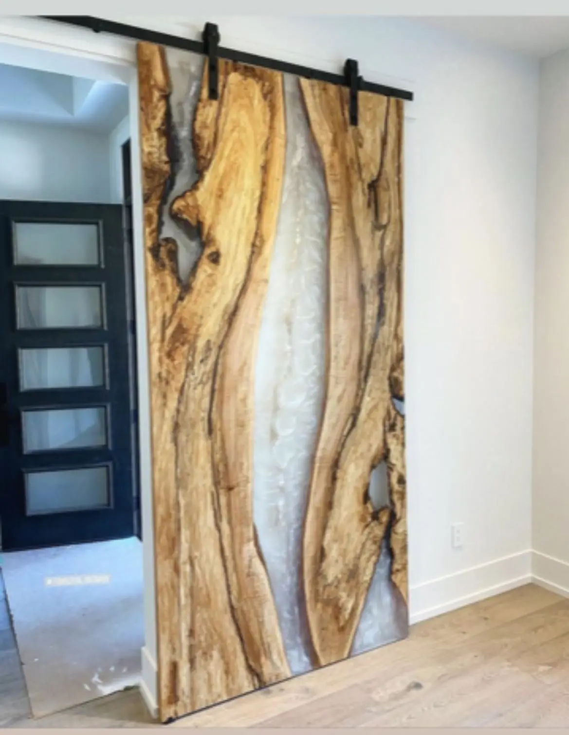 Epoxy Resin Sliding Wood Door  Use For Home Living Room Dining Room