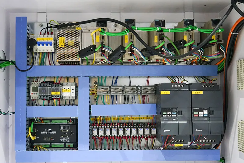 Granite bridge saw for stonemasons, stone fabricators, and professionals in the construction and architectural industries