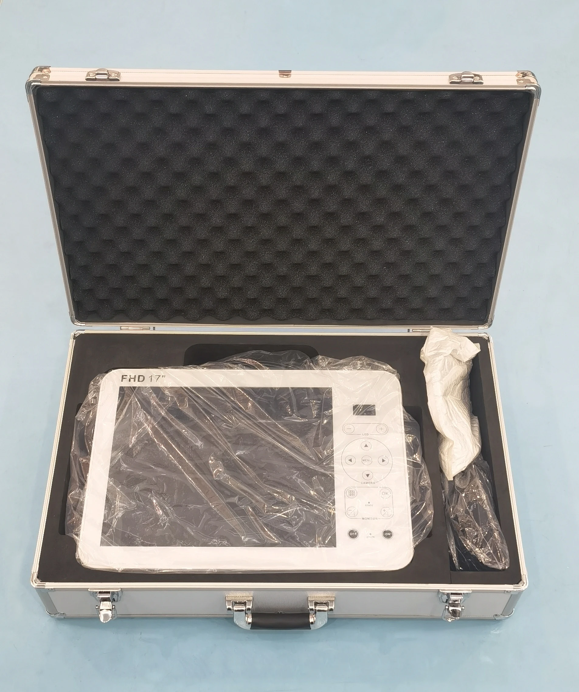 Portable FHD unit GW617-2.jpg