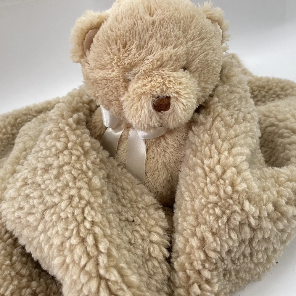 High Quality 525gsm Super Soft Sustainable Flannel Fleece Fabric 15% Polyester 85% wool Fabric