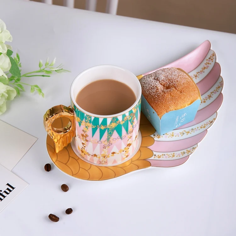 Luxury Gold Painting Angel Wing Handle Ceramic Mugs Wholesale Porcelain Mugs Coffee Cups Mugs With Real Gold Depiction