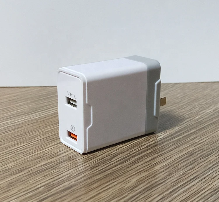 
Universal EU/US Plug QC 3.0 Travel Wall Charger 5V 2.4A + 1 Quick Charge 