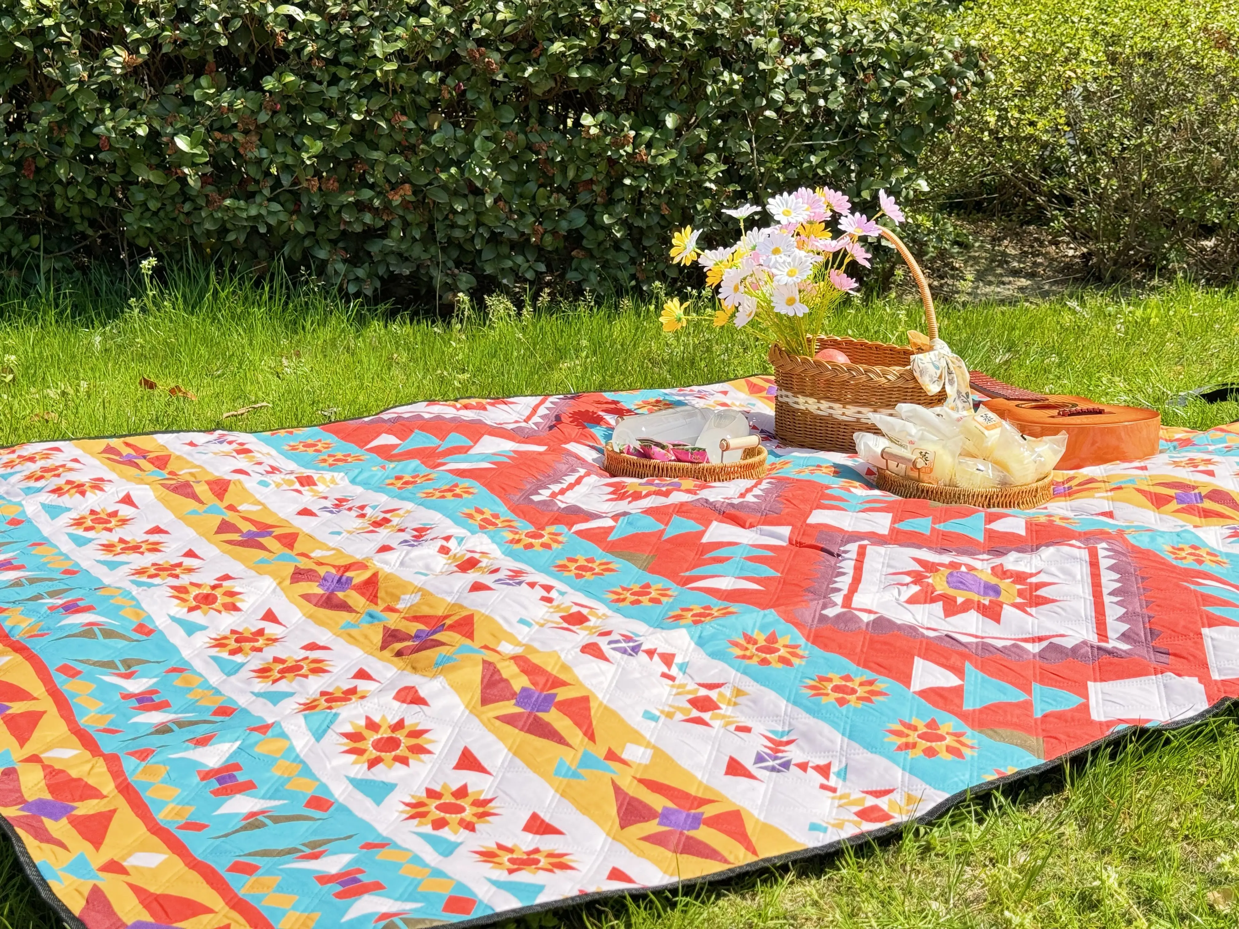 Custom Kid Play Picnic Mat Blanket Outdoor Household Floor Thickened Ultrasonic Rug Camping Furniture Portable Folding Foldable