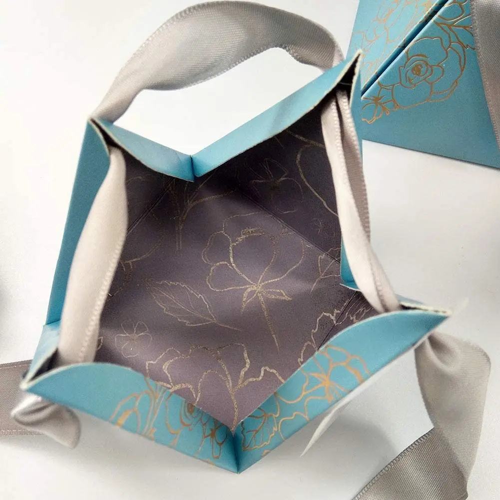European style Kraft Flower Conical Paper Favor Gift Chocolate Candy Packaging Wedding Dragee Box For Guest