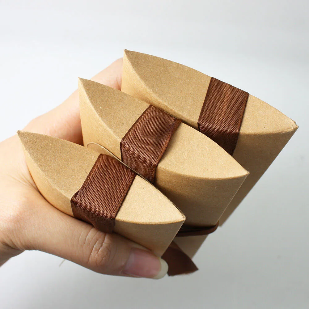 Unique Cosmetic Bottle Toy Pillowcase Pie Donut Lip Gloss Bundle Paper Packaging Box