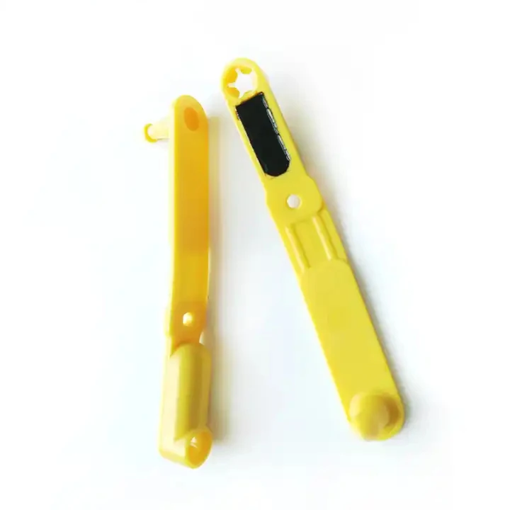 CMRFID Livestock Sheep Labels Goats Eartags Rfid Animal Ear Tag For Animal