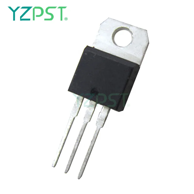 Стандартные электронные компоненты triac BTA04