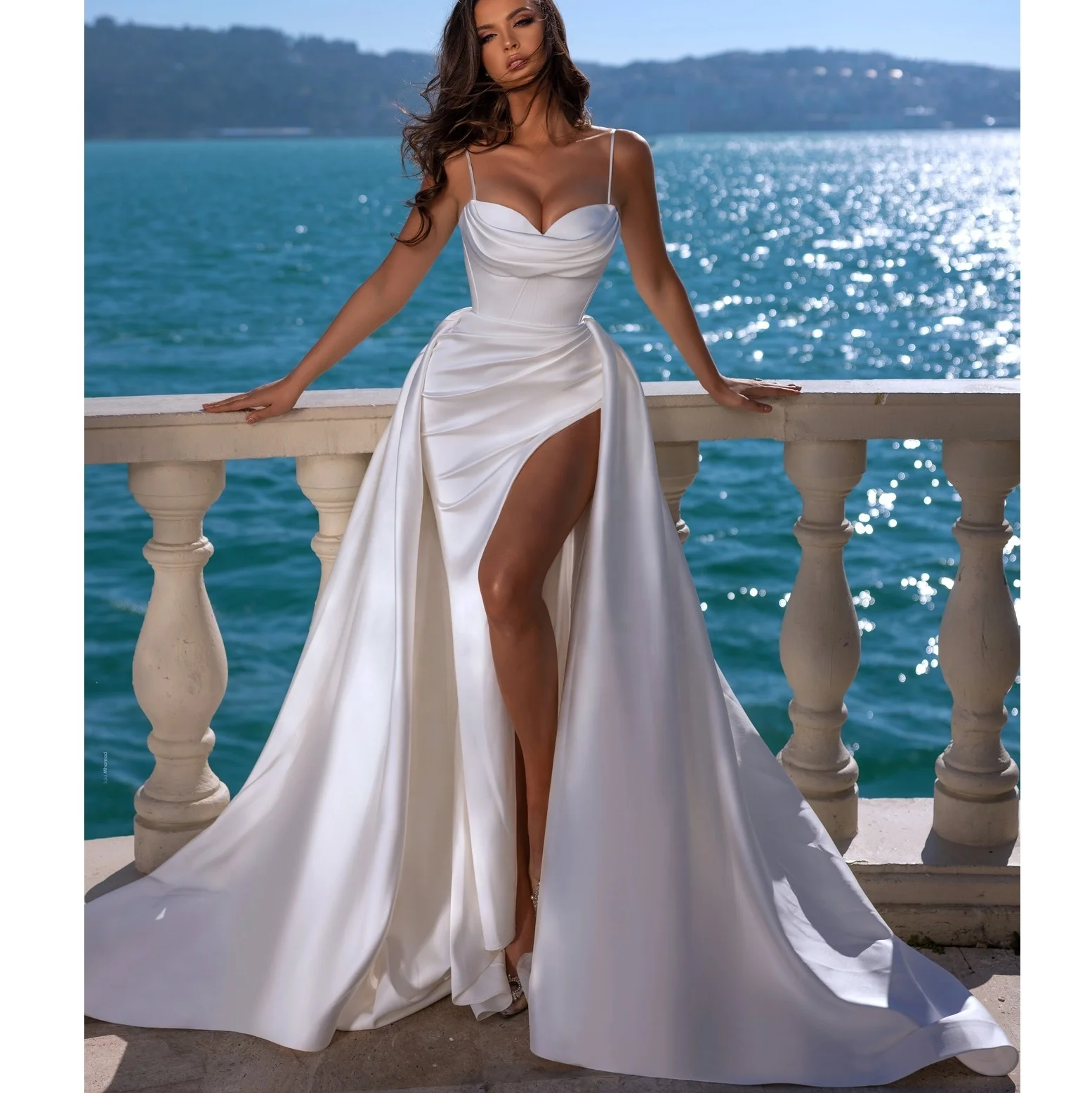 Sexy Spaghetti Strap Mermaid High Split Wedding Dress With Detachable Satin Train