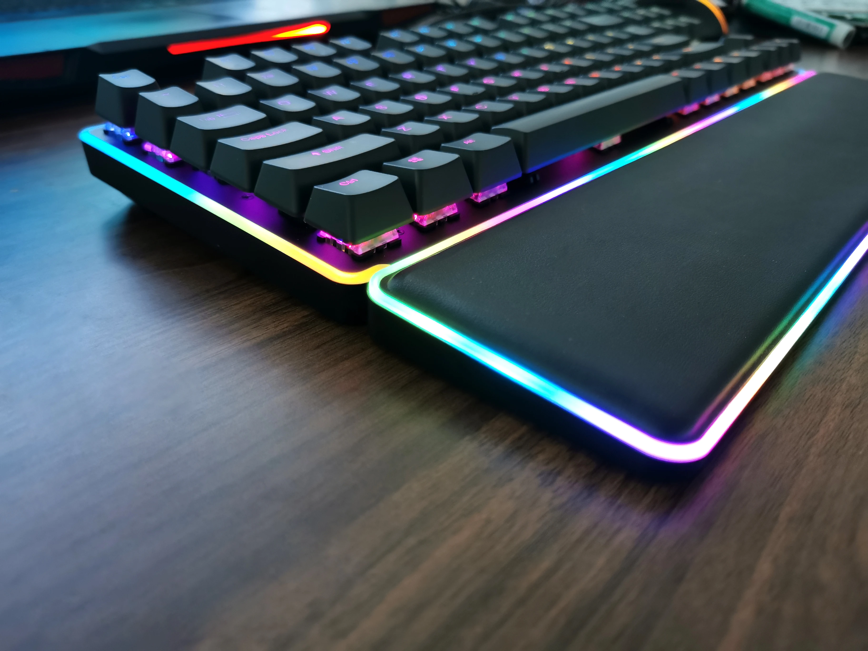 104 Keys Arabic Ergonomic Multimedia Mechanical Gaming Keyboard Wired Waterproof Led Rgb Gamer Computer Gaming Keyboard