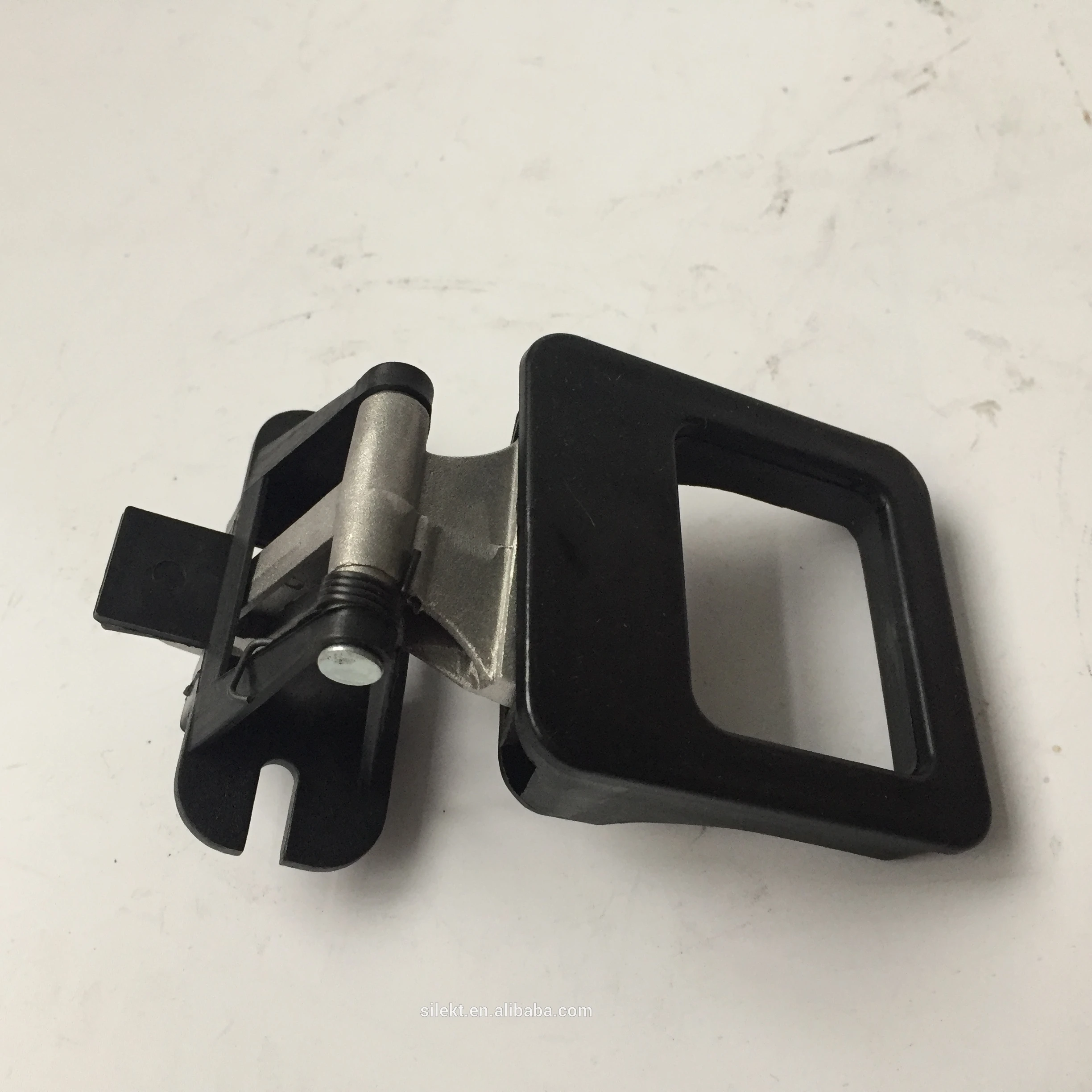 Howo 371 ЗАПЧАСТИ sinotruk howo запчасти внутренняя дверная ручка WG1642340033