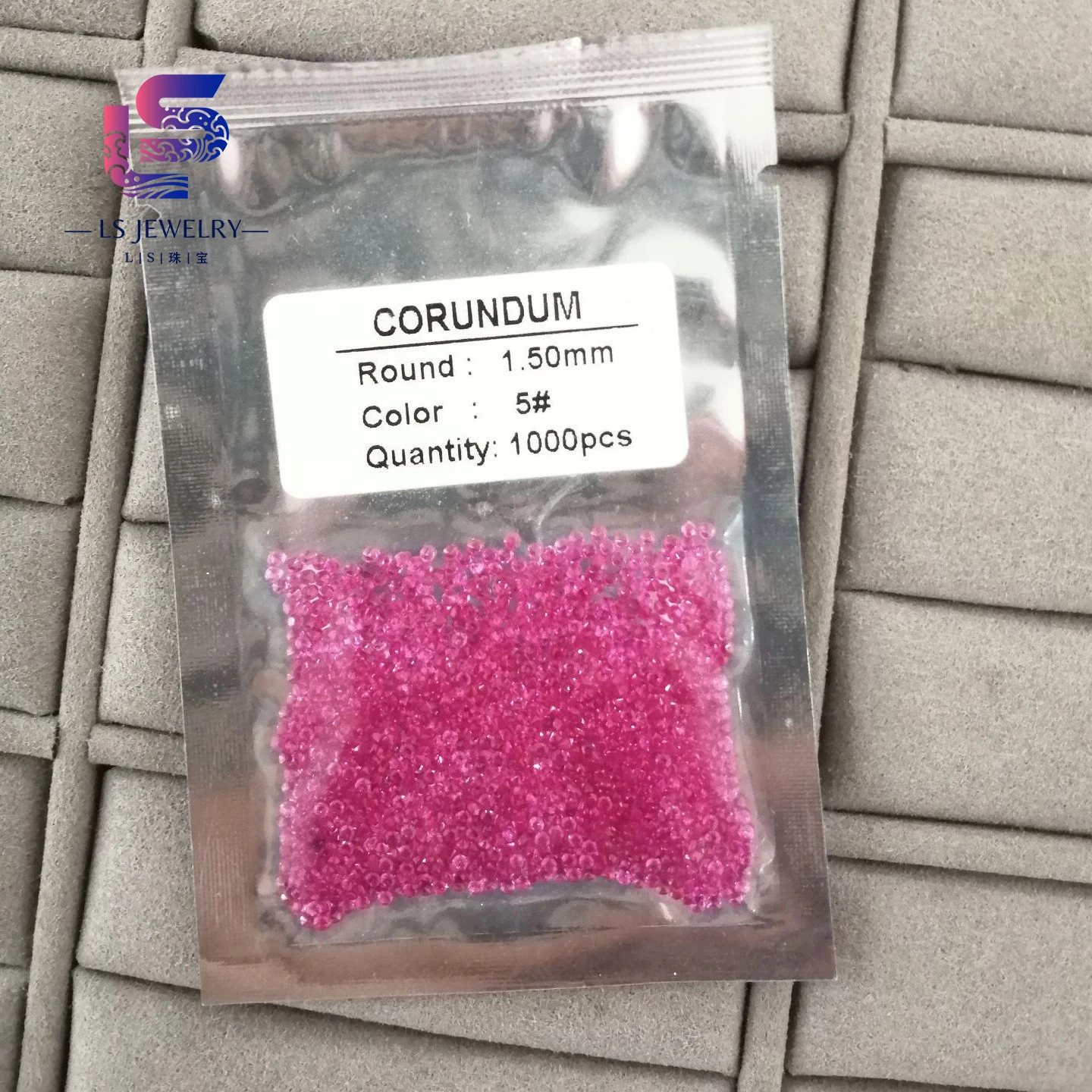 Stone Ruby Sapphire Synthetic 1.5mm High Quality Wholesale Round Cut Corundum For Package Sale