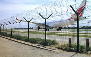 airport Wire Mesh Factory Electro Hot Dipped Galvanized Welded Iron Copper Steel wall Welding Gauge Feature Flood