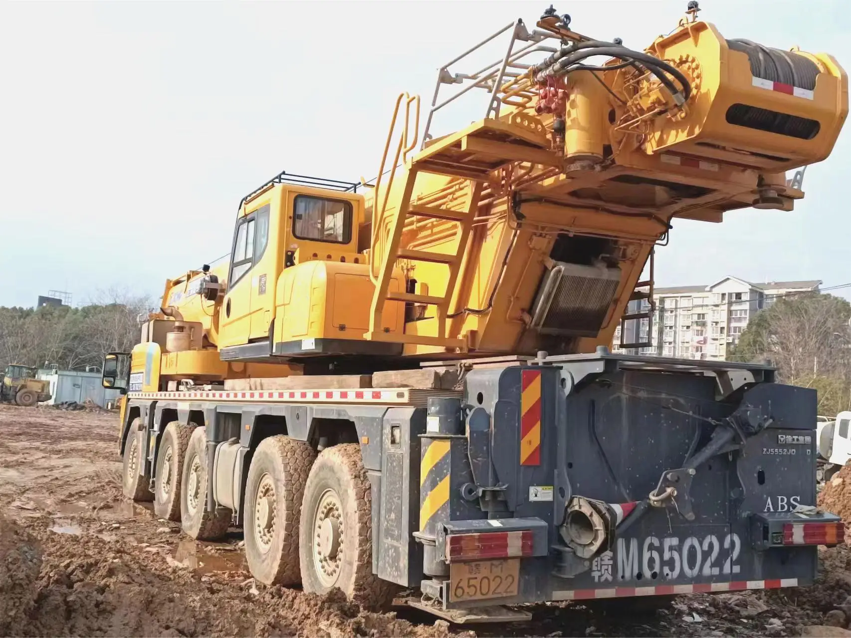 XCMG Official used 130 Ton All Terrain Crane XCA130L7 Mobile Lifting Machinery for sale