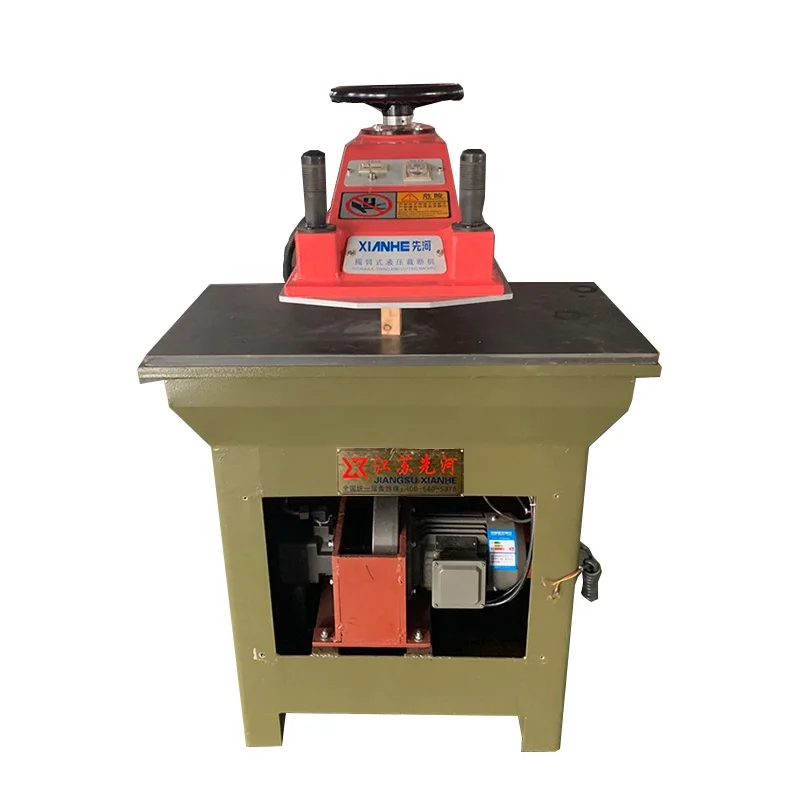 Easy to operate Hydraulic leather slipper swing arm clicking press cutting  machine