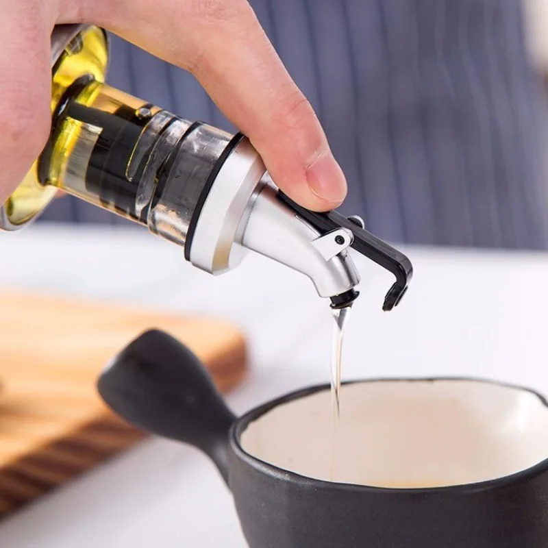 Stainless steel glass oil pot soy sauce bottle seasoning bottle kitchen classification gadget