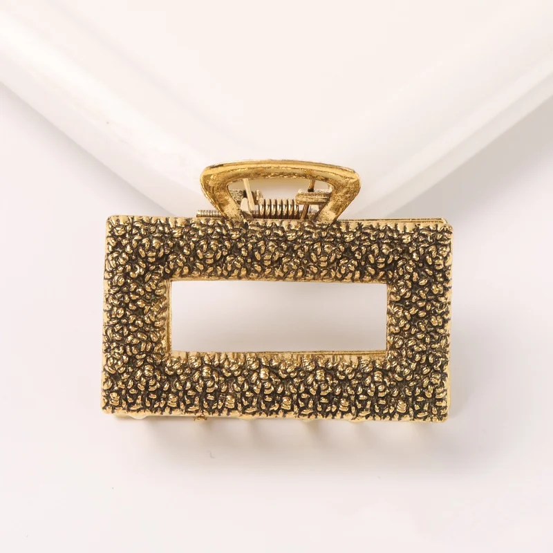 Fashion 5cm Small Metal Hair Claw Alloy Jaw Claw Clips Non Slip Hair Clamps For Women Girls Hair Barrette