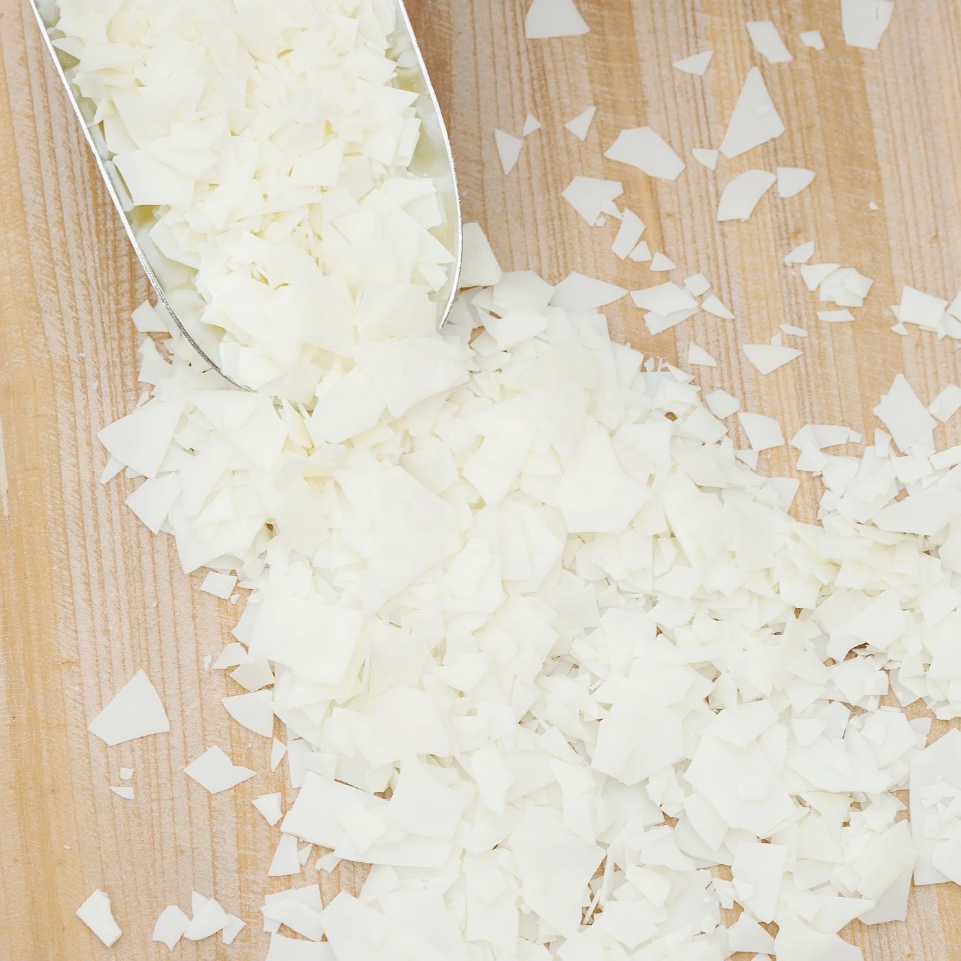 Natural Organic Smokeless Milky Scent Bulk Soy Wax Flakes for Jars Candles Making