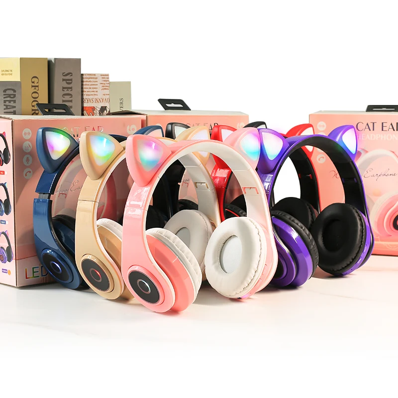 
Wholesale Pretty LED colorful Cat Ear Headset B39 Custom High quality Skin free Material earphones headphones 