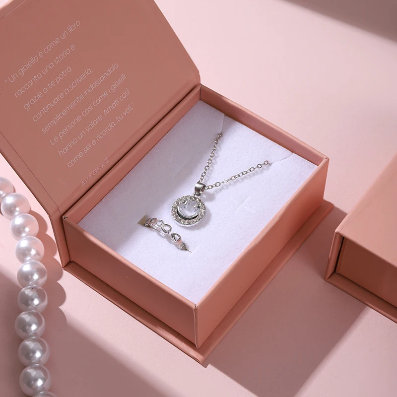 A1 Hot Selling New Product Pendant Box Book Shaped Paper Jewelry Box Engagement Proposal Ring Necklace Jewelry Boxes
