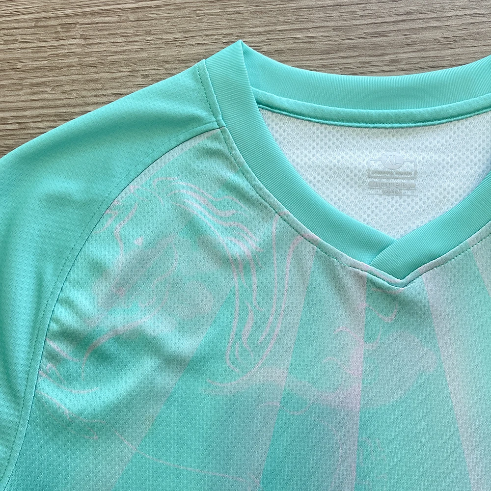 Wholesale Sublimated Football Uniform Kit Full Set Customize Sport Wear Quick Dry Soccer Jersey