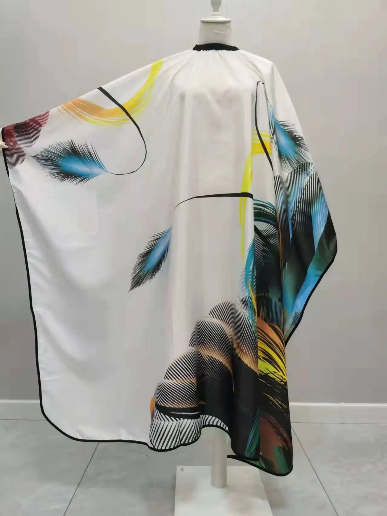 New Design Hair Salon Cape Polyester Pongee for hairdressing barber cutting cape