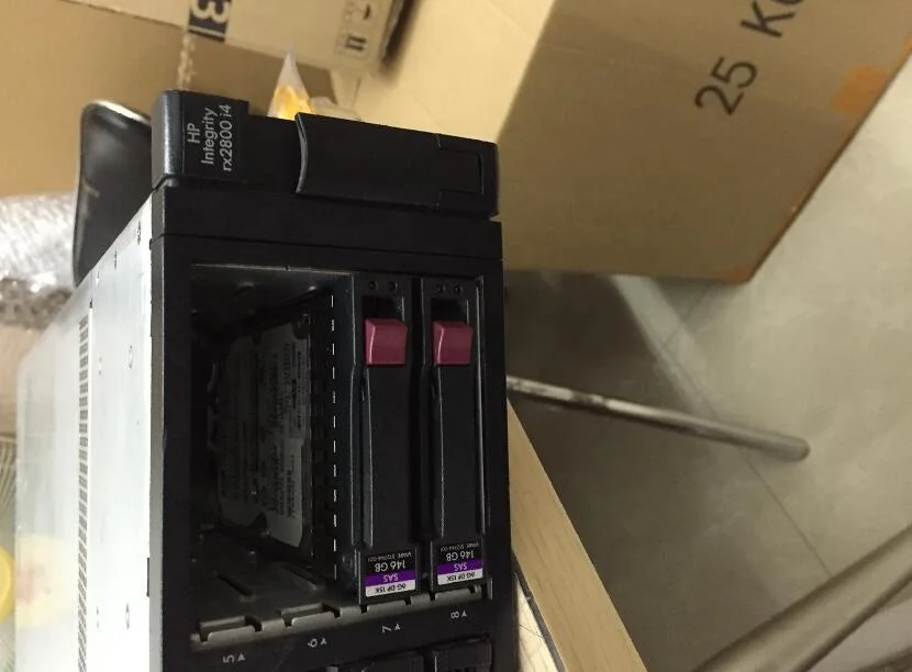  Сервер inteплотности RX2800 i4 AT101A для
