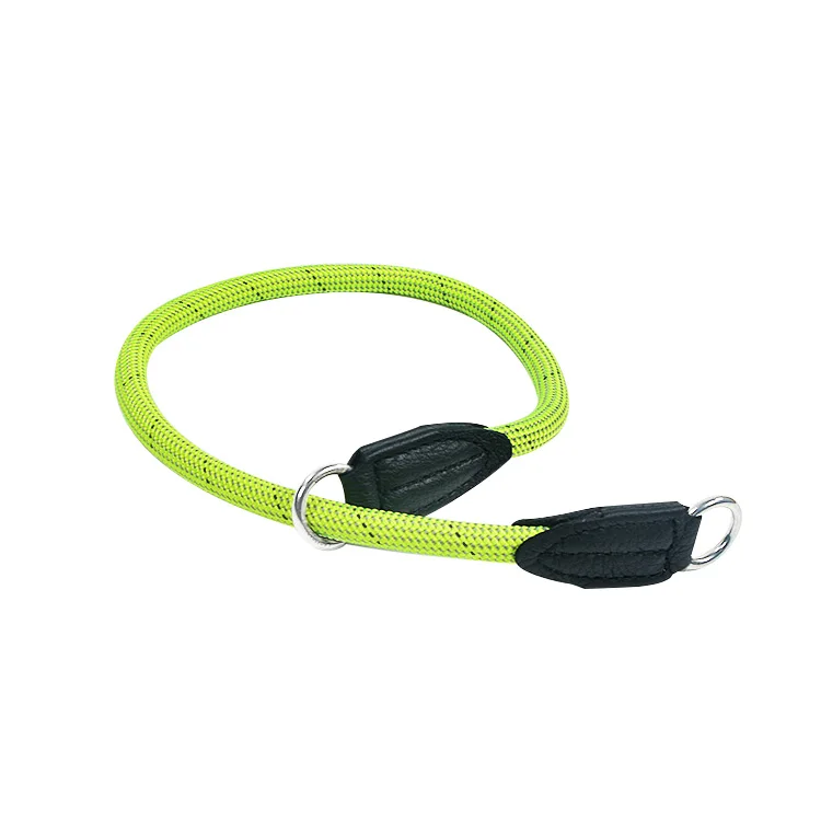 
Selling Stock Nylon Polyester Waterproof Dog Training Perimeter Slave Shock Collars Hunting Remote Vibrating For Dog Training 