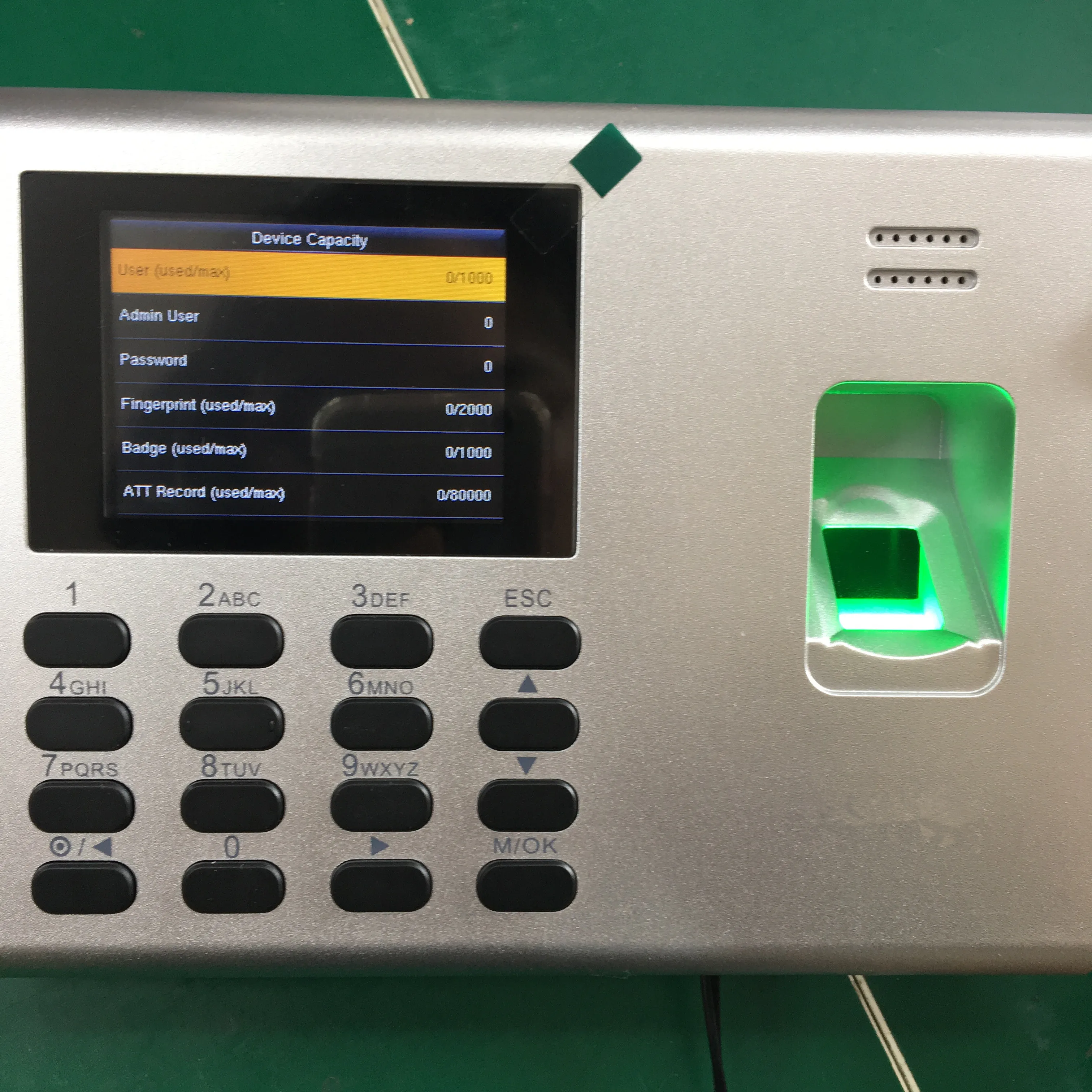 
K40 biometric device fingerprint time attendance and simple access control function with battery 
