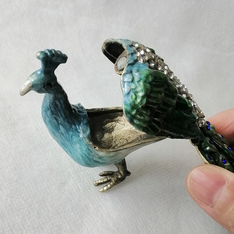 Green Jeweled Peacock Trinket Box Handmade Zinc Alloy Jewelry Box Standing Peacock Statues With Long Tail