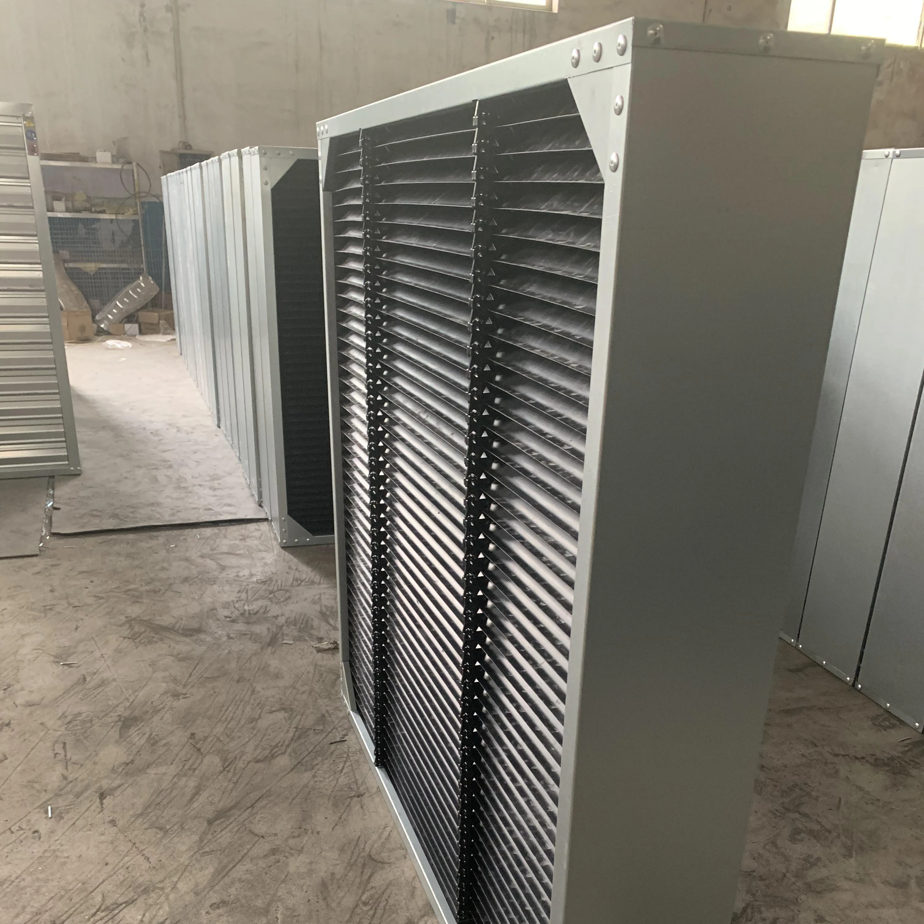 Greenhouse Poultry Farm UV-Ray Resistant Light Trap for Chicken House poultry farm