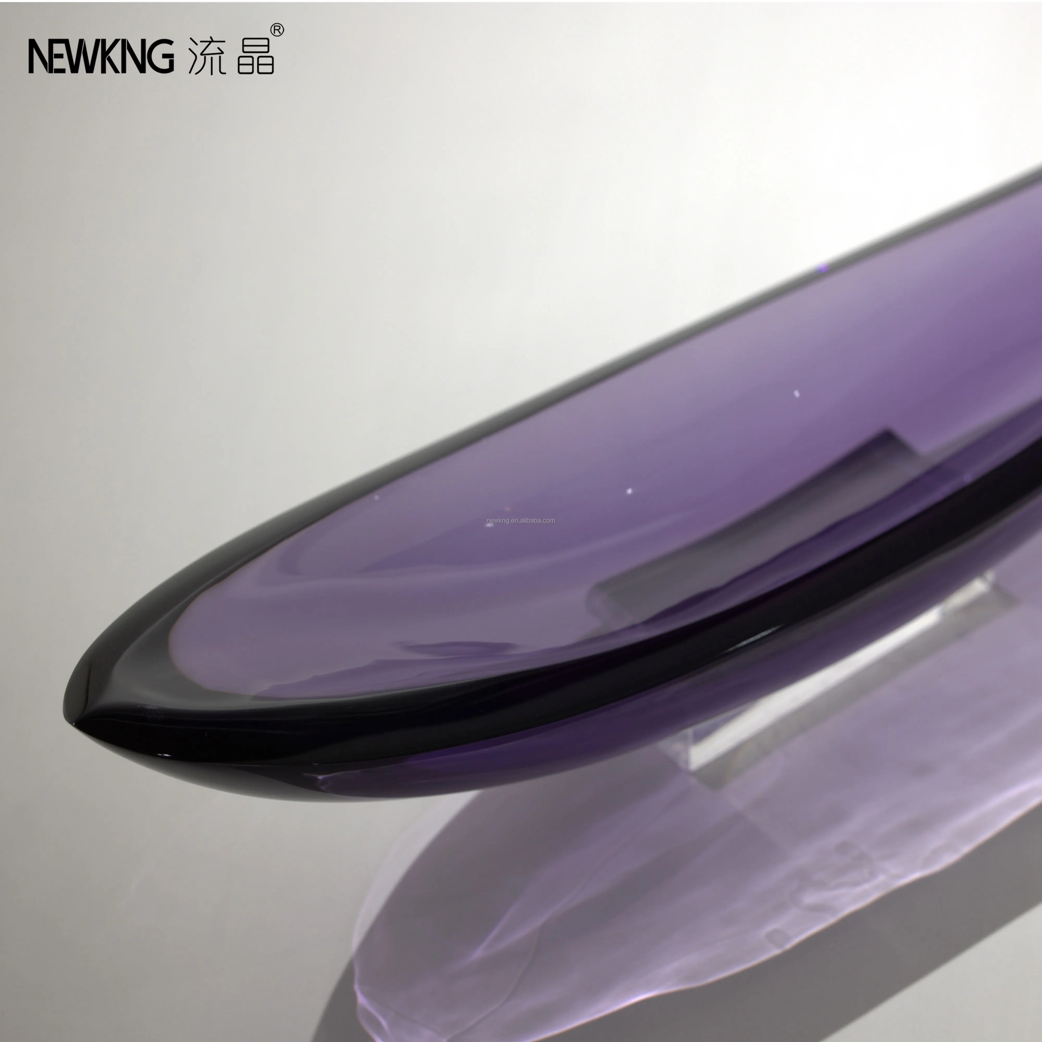 NEWKNG Manufacturer Top Quality Luxury Acrylic Crystal Transparent Purple Sailing Boat Sculpture Abstract Statue, Art Decoration
