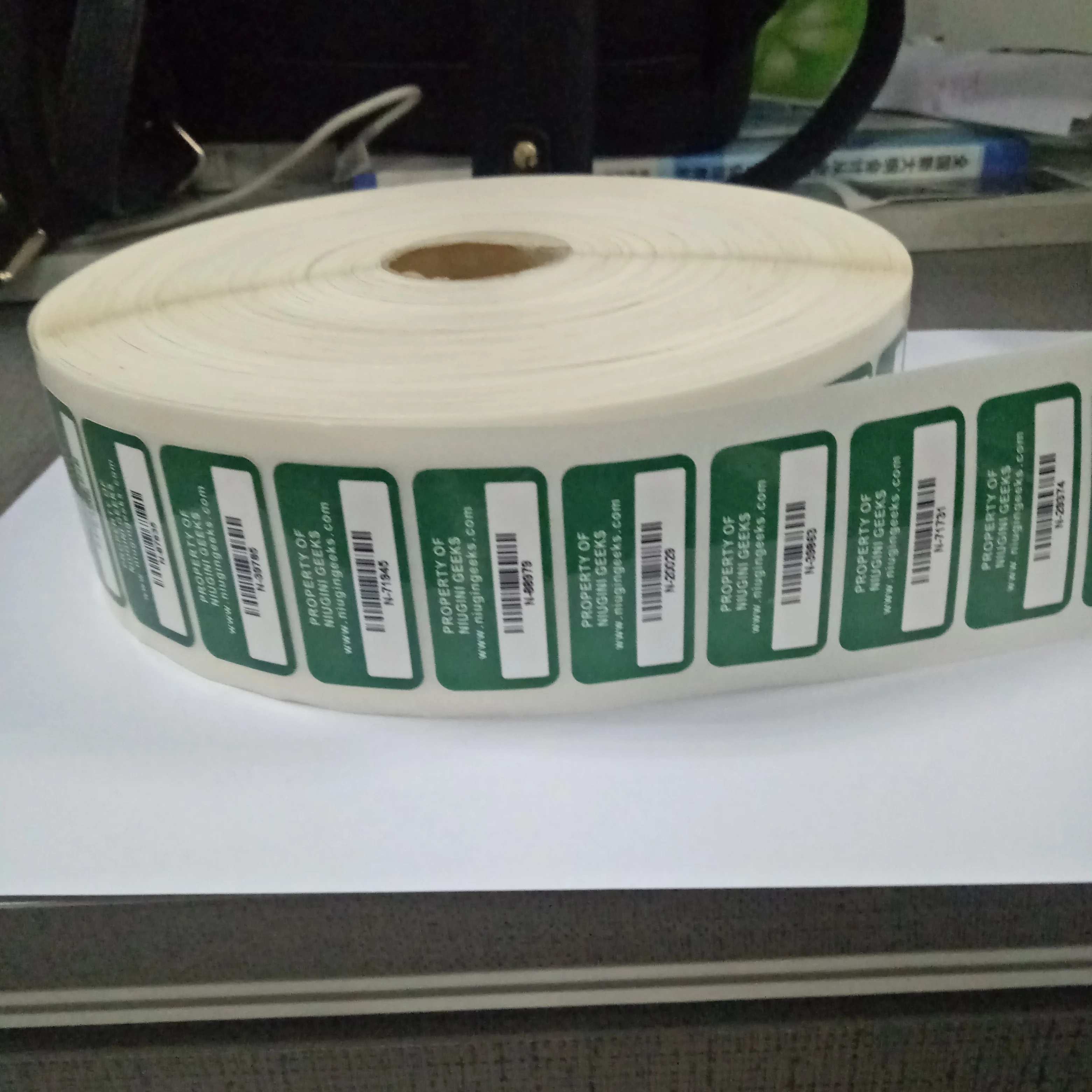 Custom Destructible Serial Number Sticker With Your Logo Tamper Proof Barcode sticker