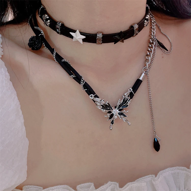 Personality retro color love star Moon pin small devil multi-layer chain necklace rabbit Cat Spider rivet collar y2k jewelry