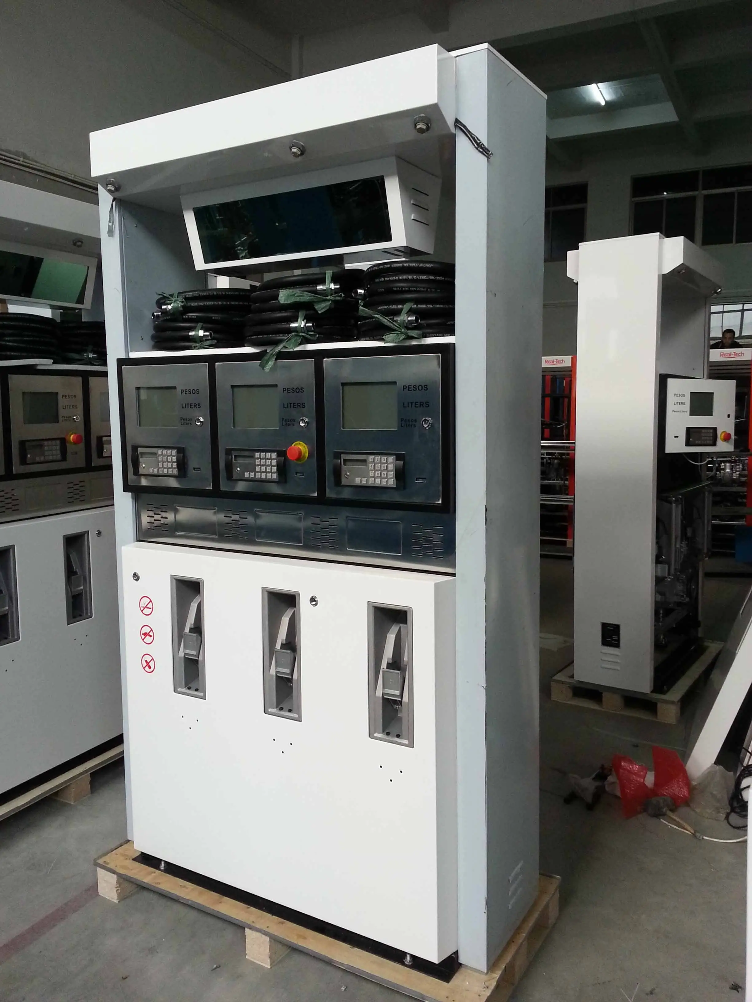 Bluesky Smart Fuel Dispenser Diesel For Gas Station with Tank Filling Container