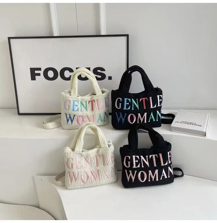 2024 New Fashion Gentle Women Canvas Handbag with Printed Letters Dual Handle Crossbody Bag for Winter Spring Summer Seasons