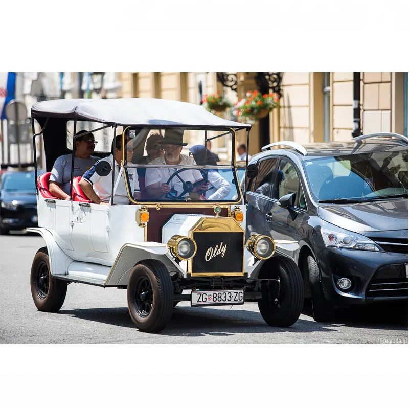 Исторический туристический автомобиль для отдыха