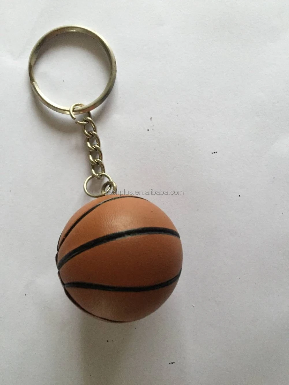 basket ball keychain-1.jpg