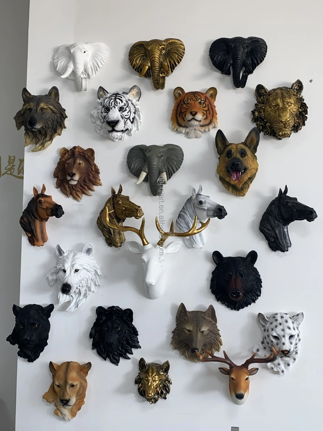 Lion Head Statue Factory New Design Wholesale Home Wall Decoration Statue Lifelike Good Quality Resin Animal Lion Head Figure