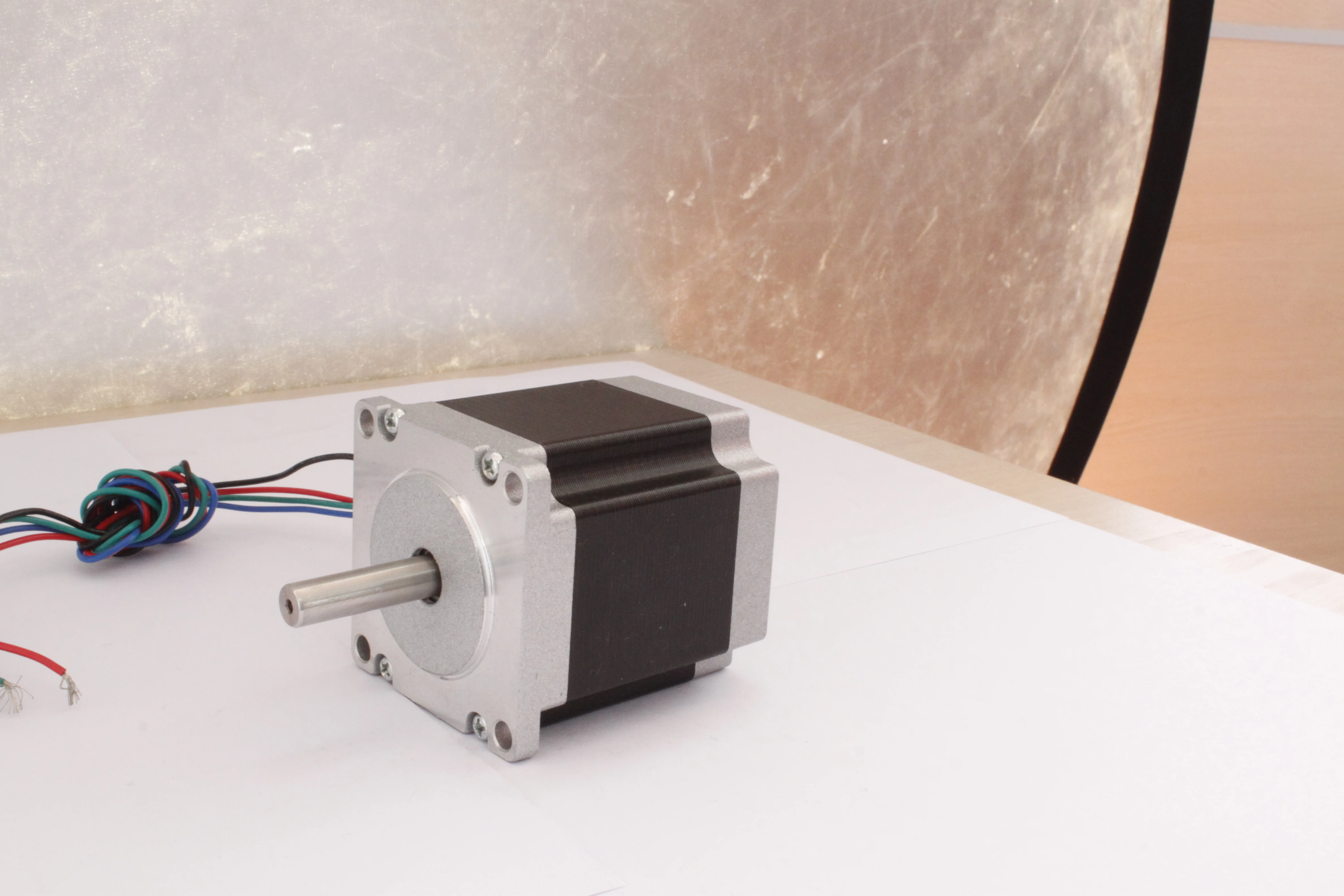 Brand New 2 Phase 1.8deg 1A 10kg.cm 12-24v Nema23 Stepper Motor