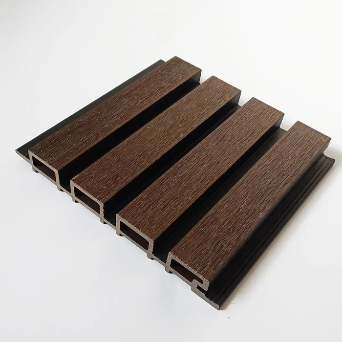 New Luxury wpc Exterior fluted Wall Panels Outdoor wood Composite plastic Villa fence Wall Cladding sheet