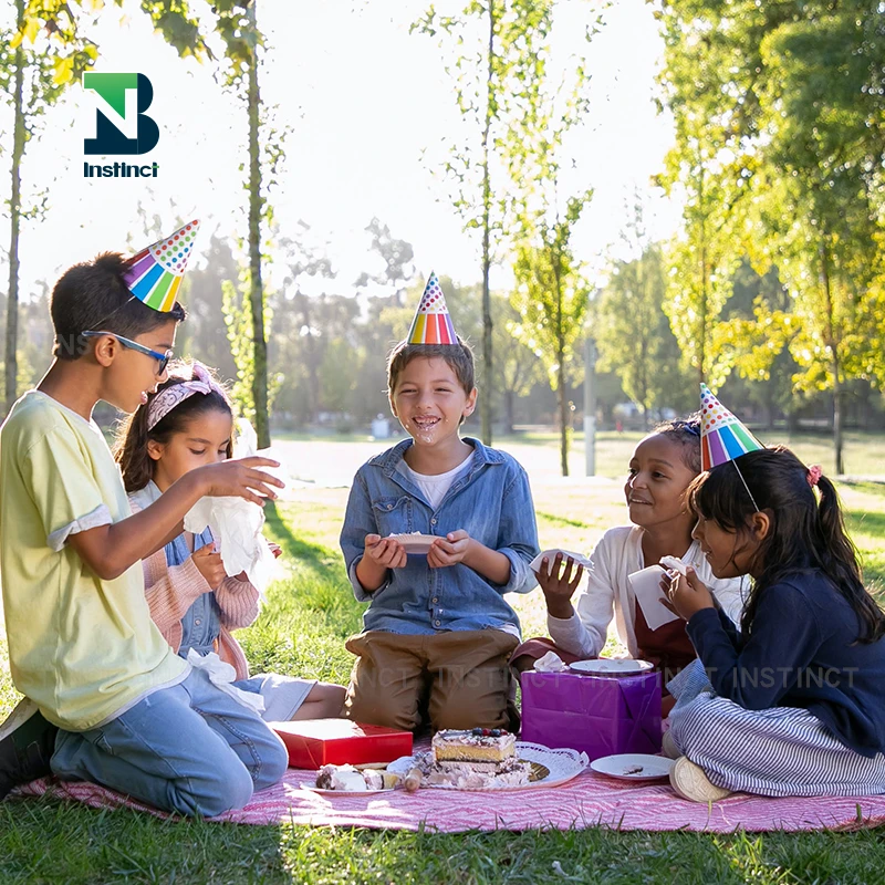 INSTINCT Wholesale waterproof beach picnic blanket oxford foldable beach mat for hiking