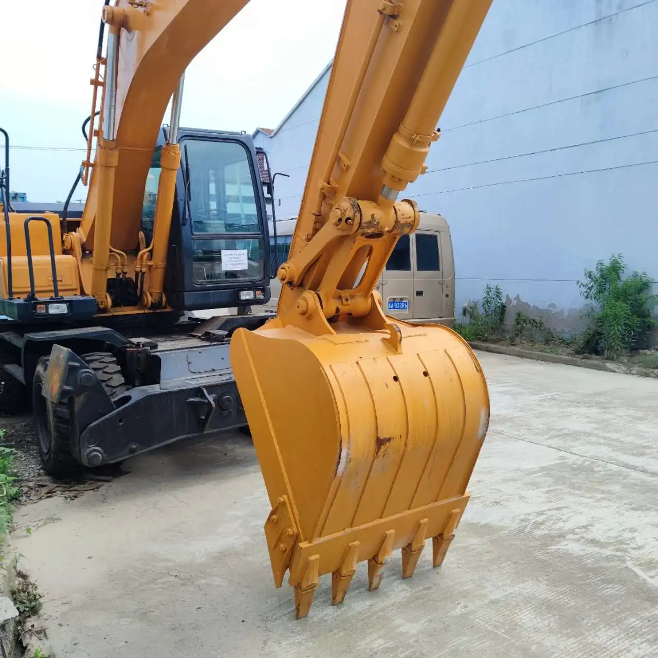 Оригинальный R210W-7 колесный экскаватор Hyundai 21-тонная Инженерная и строительная машина Большая Тяжелая для горячей продажи в Китае