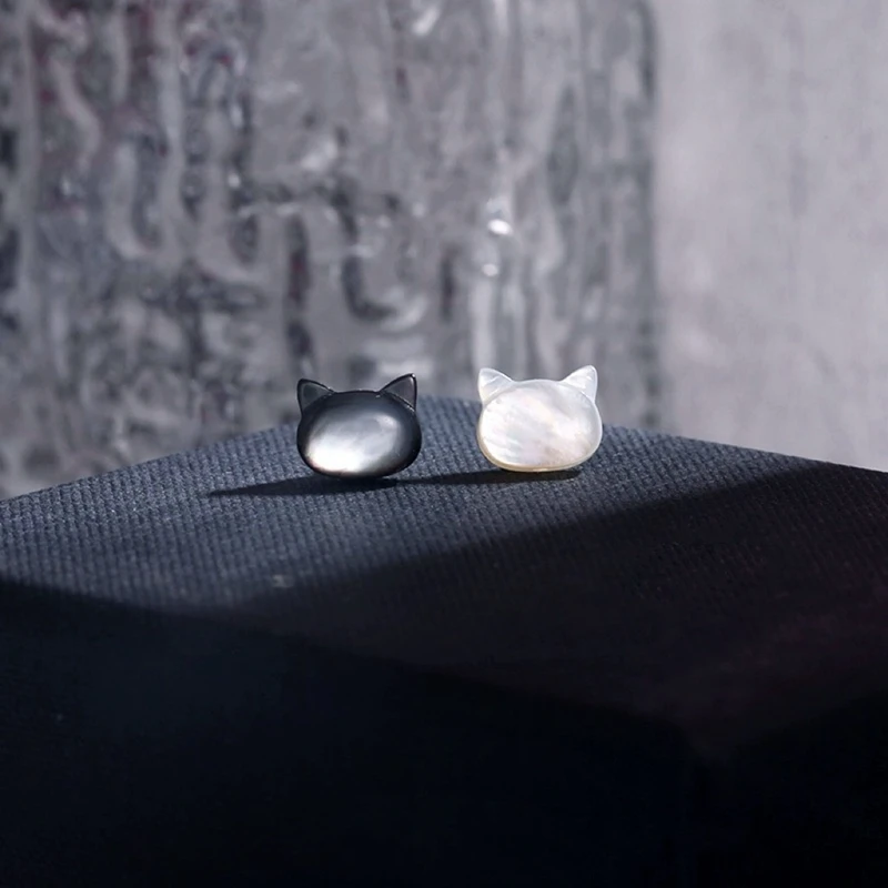 Promotional Cheap White Black Mother of Pearl Shell Cartoon Cat DIY Jewelry Necklace and Bracelet Charm Bead Jewelry