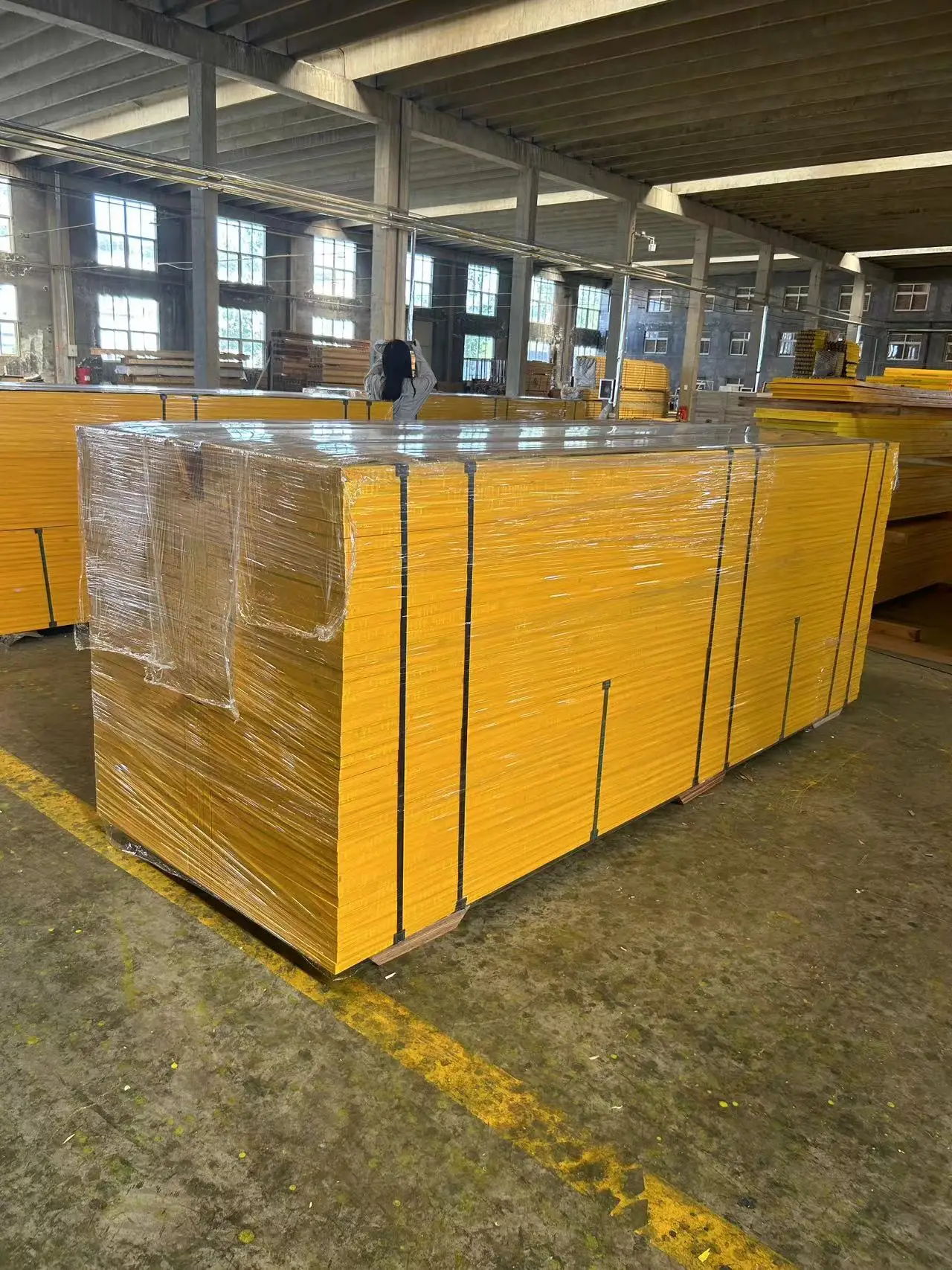 27MM 2000X500MM PINE GLUE WBP 3 ply yellow shuttering plywood panel for concrete formwork